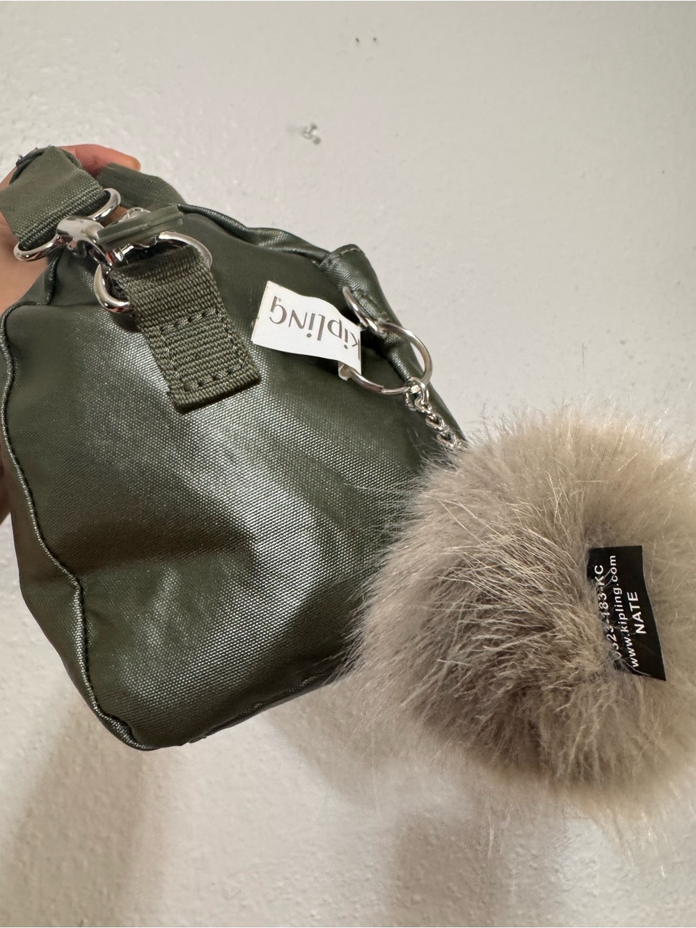 Kipling Small odette Olive Green Bag with Pom Keychain - Picture 5 of 13